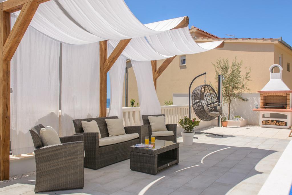 Apartments Villa Atlantis Traù Esterno foto