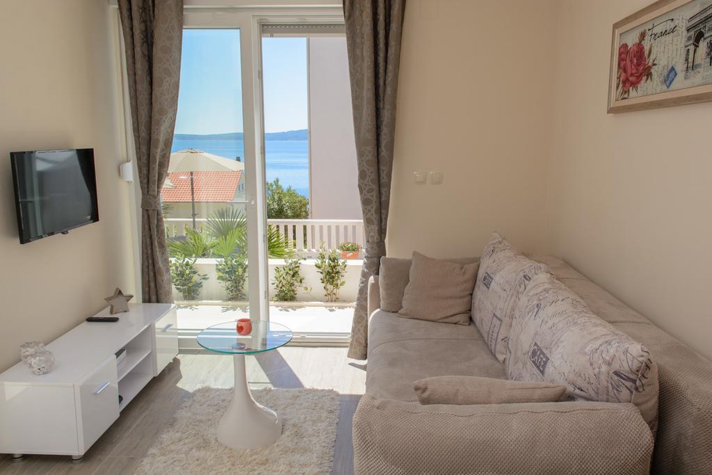 Apartments Villa Atlantis Traù Esterno foto